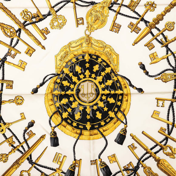 Pre-Loved Hermes Les Cles Silk Scarf 90 - Picture 6 of 6